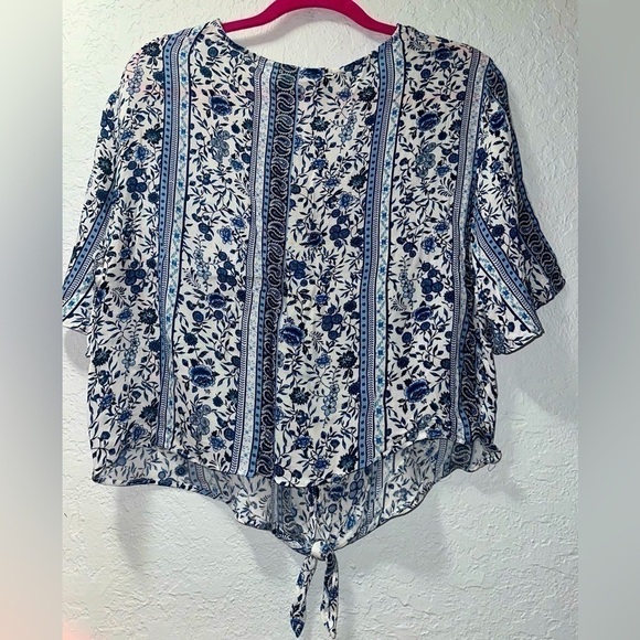 H&M Divided Women's Tie Knot Blouse - Picture 4 of 11